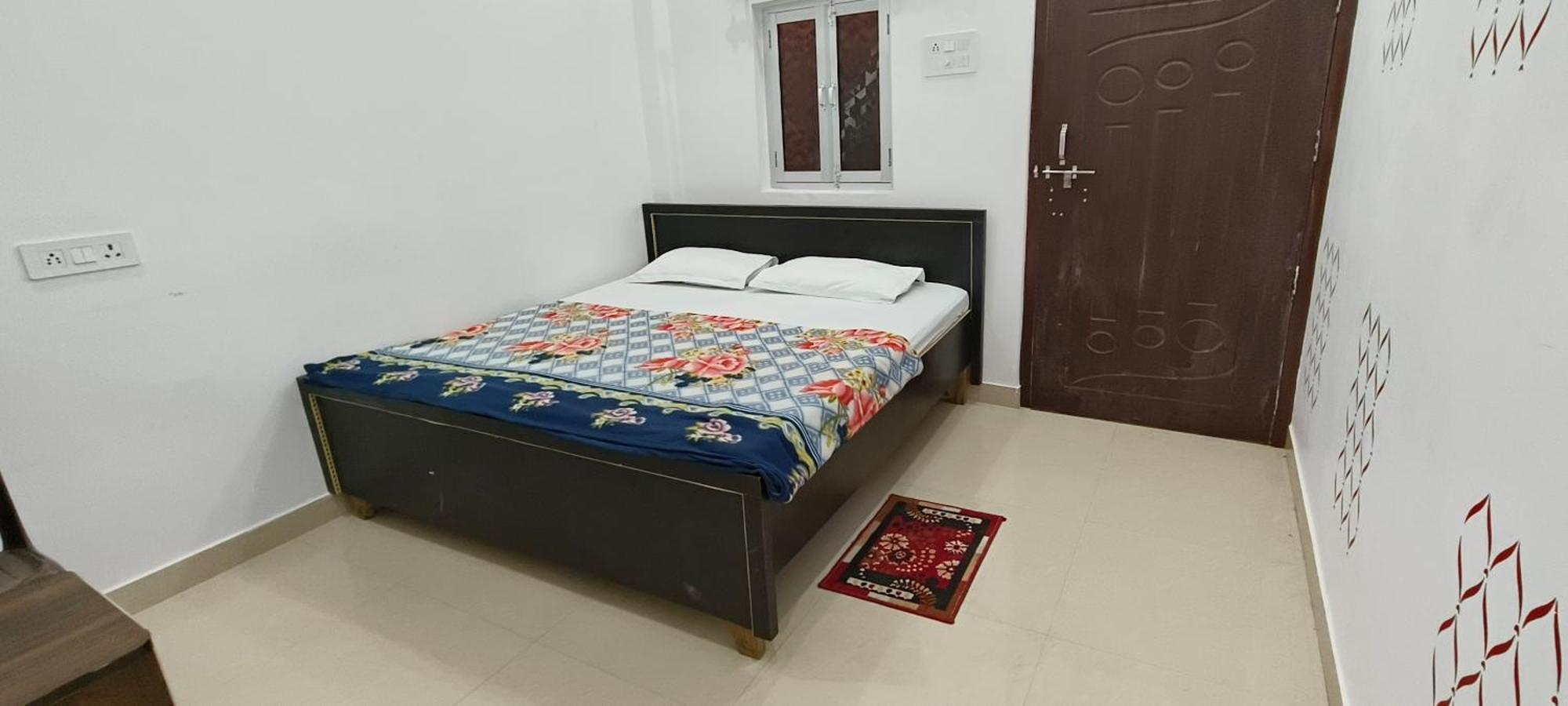 Maa Kaushalya Guest House In Ayodhya Exterior photo